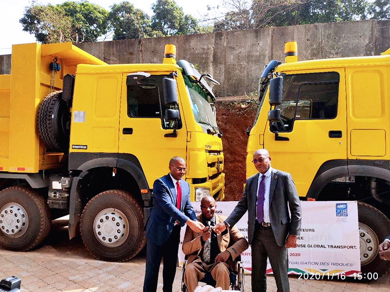 SINOTRUK a apporté une contribution importante au développement social et à l'économique de la Guinée, en même temps, il a également promu l'emploi du peuple local. La marque est hautement reconnue par le gouvernement local.